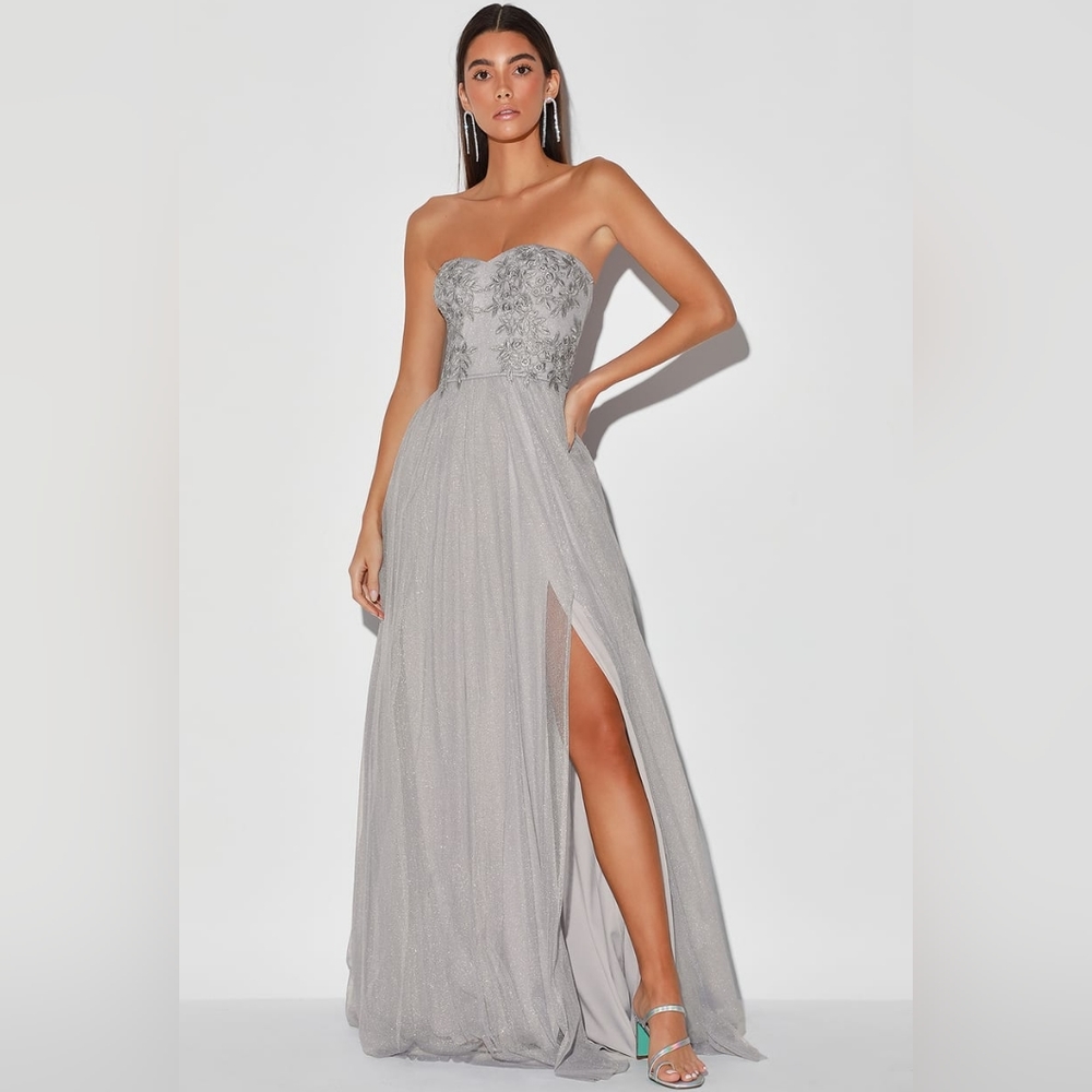 NWOT size XS Lulu's Midnight Dreamer Grey Embroidered Strapless Maxi Dress